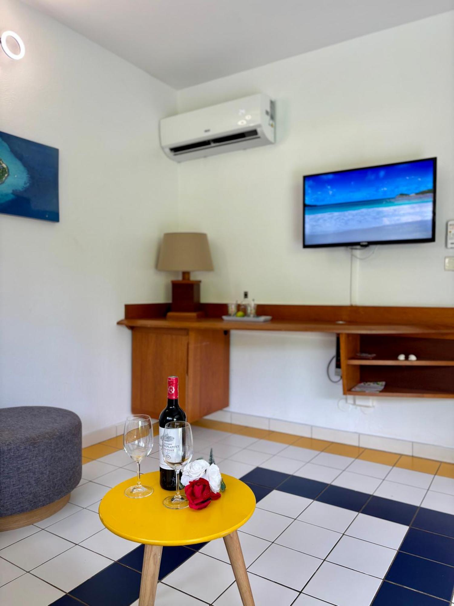 La Ruche De Maia - Blue Dream Beach - Piscine - Jardin - Plage Grand-Bourg  Екстериор снимка