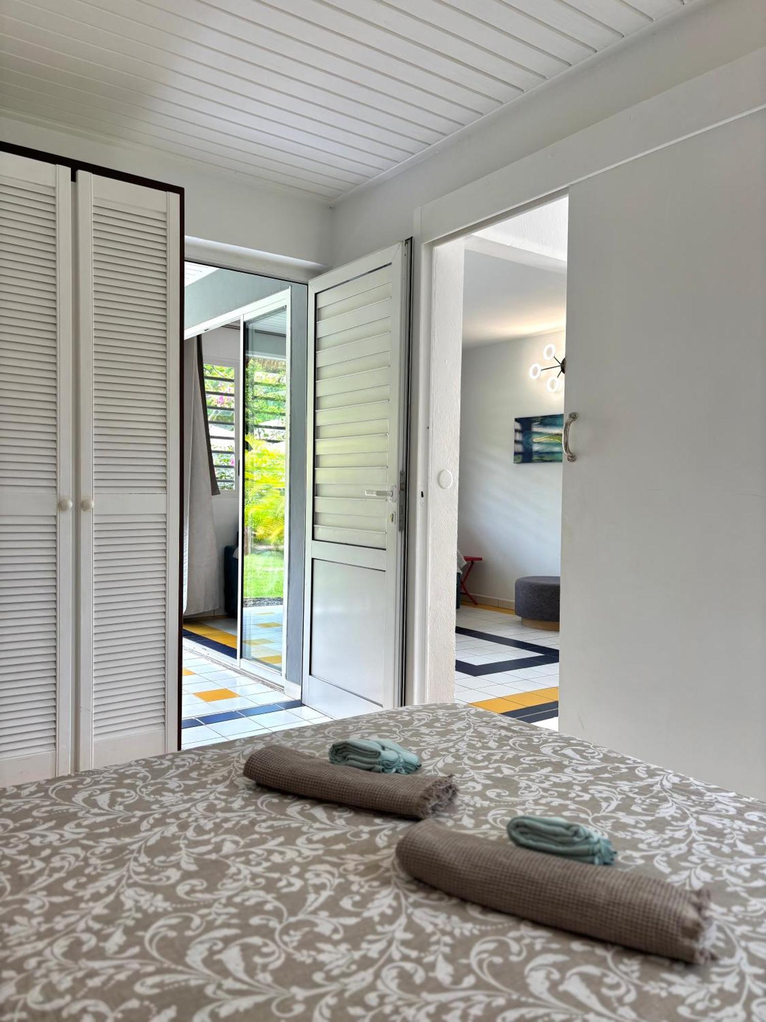 La Ruche De Maia - Blue Dream Beach - Piscine - Jardin - Plage Grand-Bourg  Екстериор снимка